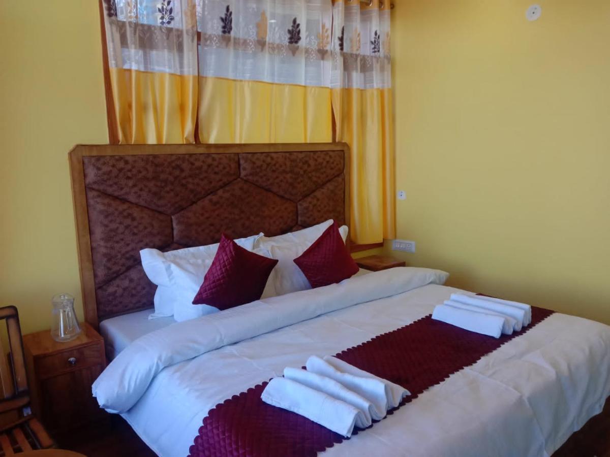 Floret Sojourn Hotel Shimla Exterior photo